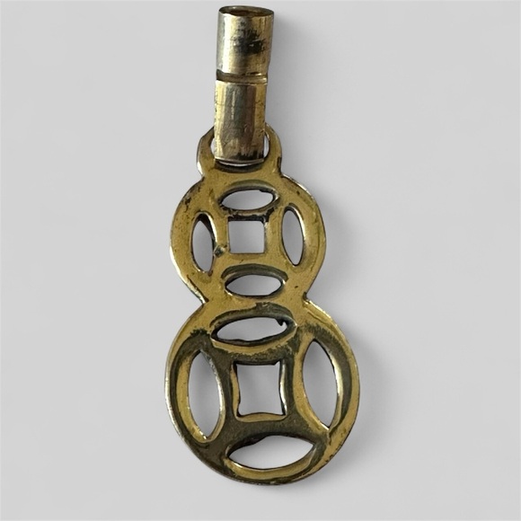 6 Brass drawer pulls - Picture 1 of 4